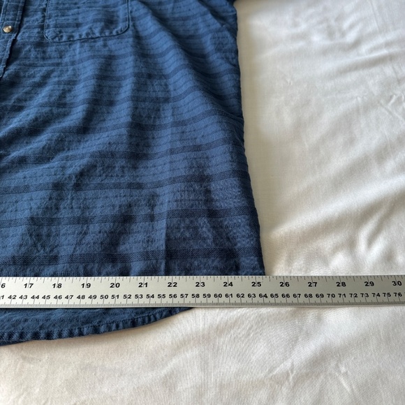Old Navy Men's Everyday Shirt Textured Short Sleeve Button Up Blue Size XXL - Picture 12 of 13